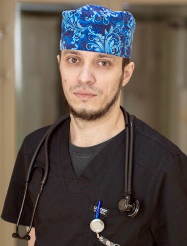 врач реанимации и интенсивной терапии Алиев Ян Ровшанович